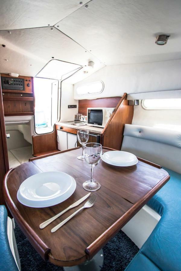 Bateau-hôtel Cozy Boat To Unwind By The Ocean *