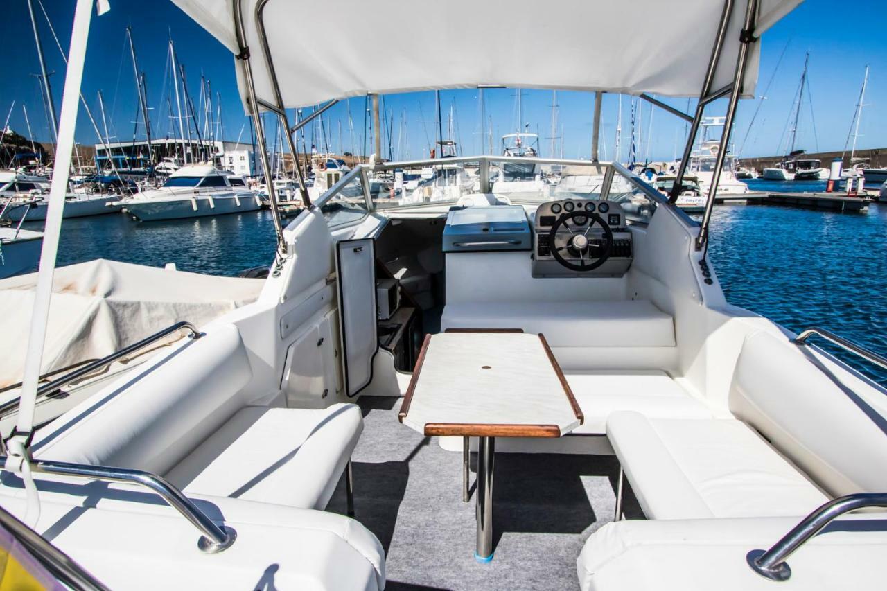 Cozy Boat To Unwind By The Ocean Bateau-hôtel Puerto Calero